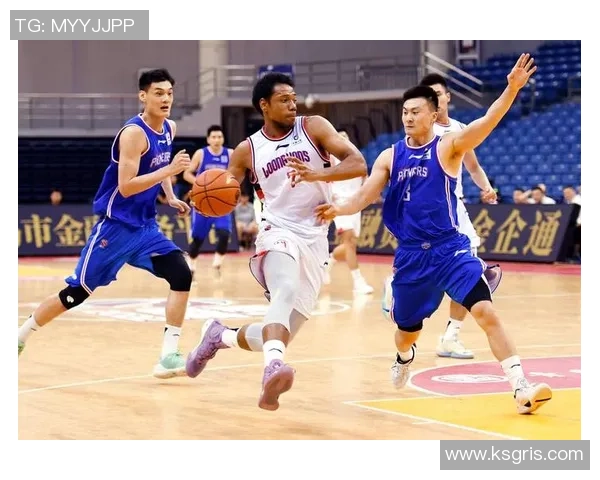 广州篮球队实力对比深度解析：各队优劣势与未来发展趋势探讨