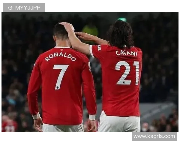 C罗与伊布的巅峰对决解说分析谁才是足球场上的绝对王者